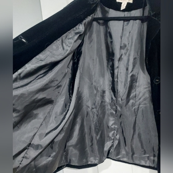 JM Collection Black Velvet 3 Button Front Long Sleeve Blazer in Size 14W - Picture 11 of 13